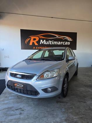 FORD FOCUS 2.0 GLX SEDAN 16V FLEX 4P AUTOMÁTICO FORD FOCUS 2.0 GLX SEDAN 16V FLEX 4P AUTOMÁTICO